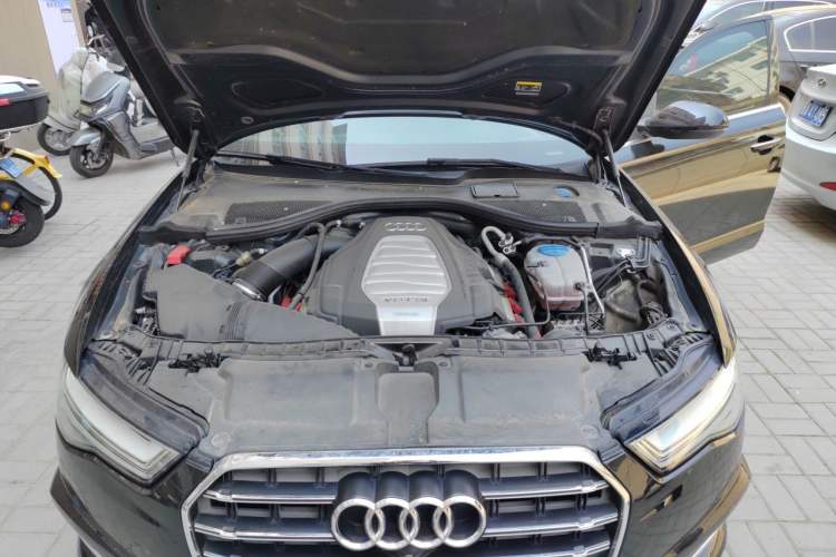 Used Audi A6L 2018 30th Anniversary Edition 30 FSI Style Model Engine Bay