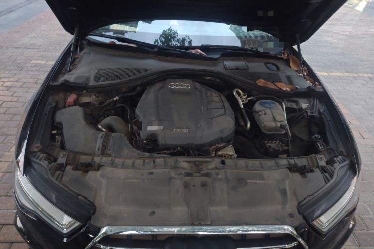 Used Audi A6L 2018 30th Anniversary Edition 35 TFSI Fashion Model Engine Bay