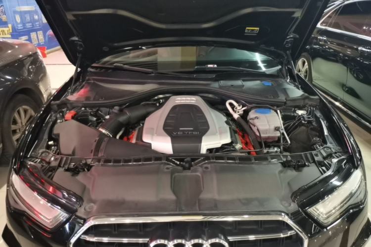 Used Audi A6L 2018 30th Anniversary Edition 45 TFSI quattro Sport model Engine Bay