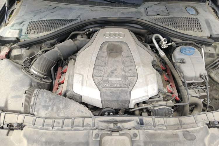 Used Audi A6L 2018 30th Anniversary Edition 45 TFSI quattro Sport model Engine Bay