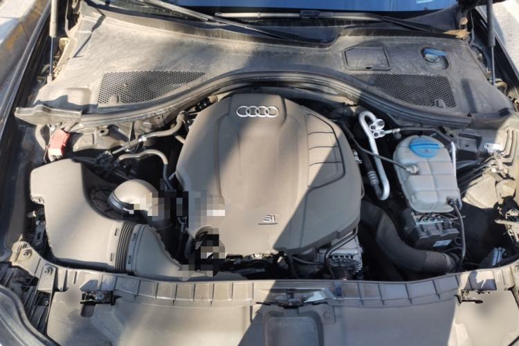 Used Audi A6L 2018 30th Anniversary Edition 35 TFSI Fashion Model Engine Bay