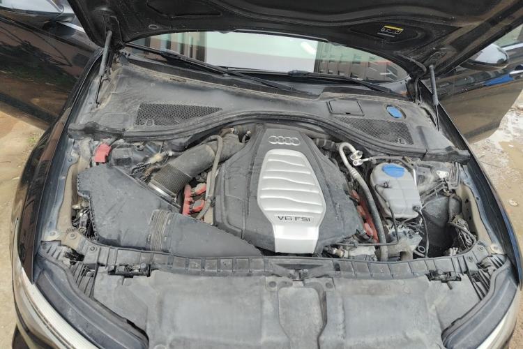 Used Audi A6L 2018 30th Anniversary Edition 30 FSI Style Model Engine Bay