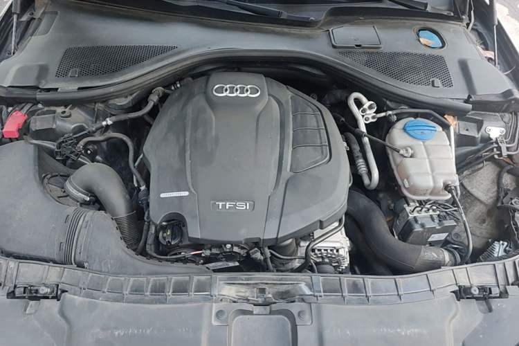 Used Audi A6L 2018 30th Anniversary Edition 35 TFSI Sport Edition Engine Bay