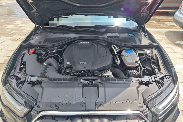 Used Audi A6L 2018 30th Anniversary Edition 35 TFSI Fashion Model Engine Bay