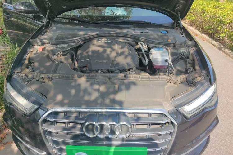 Used Audi A6L 2018 30th Anniversary Edition 35 TFSI Fashion Model Engine Bay