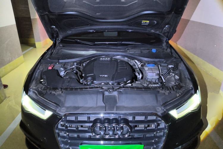 Used Audi A6L 2018 30th Anniversary Edition 35 TFSI Fashion Model Engine Bay