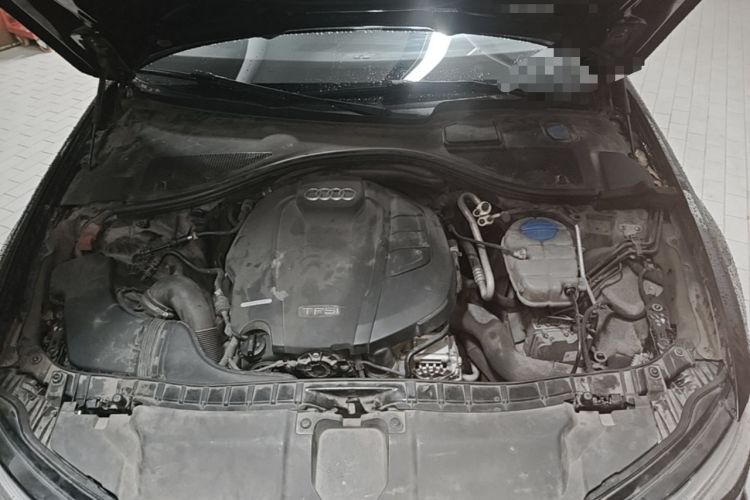 Used Audi A6L 2018 30th Anniversary Edition 35 TFSI Fashion Model Engine Bay