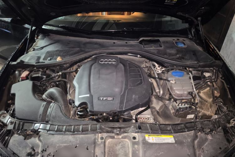 Used Audi A6L 2018 30th Anniversary Edition TFSI Trendy Model Engine Bay