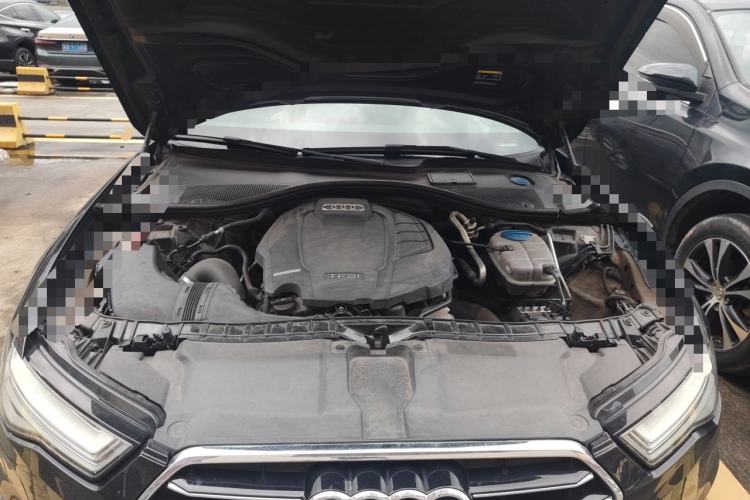 Used Audi A6L 2018 30th Anniversary Edition 35 TFSI Fashion Model Engine Bay