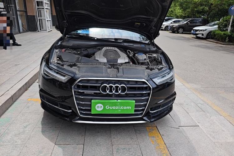 Used Audi A6L 2018 30th Anniversary Edition 45 TFSI quattro Sport model Engine Bay