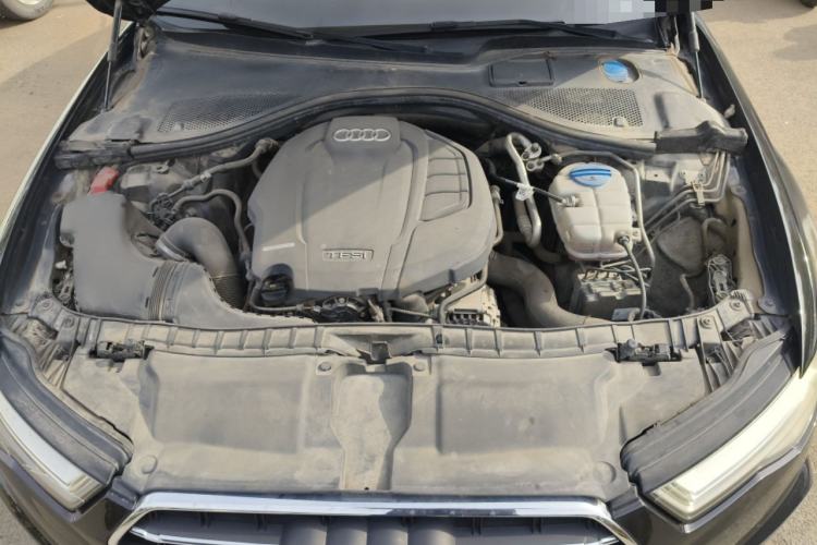 Used Audi A6L 2018 30th Anniversary Edition 35 TFSI Fashion Model Engine Bay