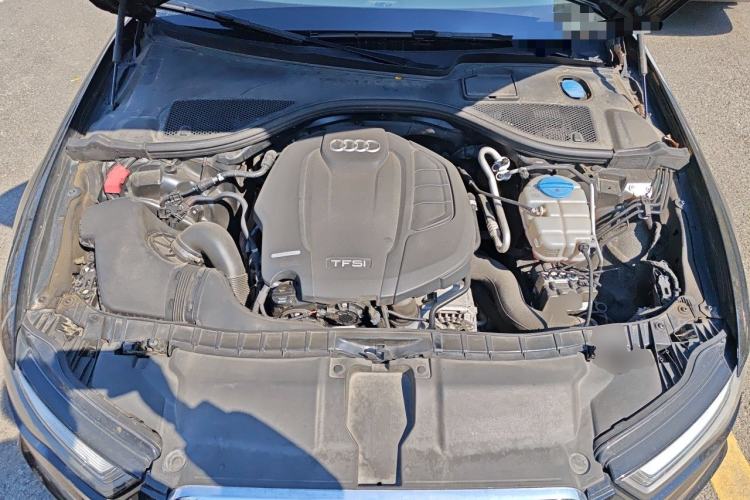 Used Audi A6L 2018 30th Anniversary Edition 35 TFSI Fashion Model Engine Bay