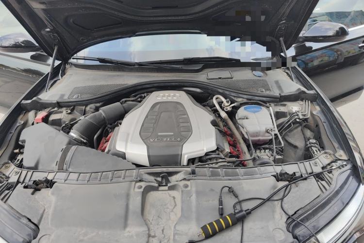 Used Audi A6L 2018 30th Anniversary Edition 45 TFSI quattro Sport model Engine Bay