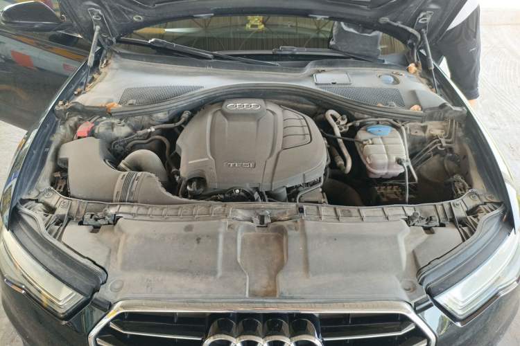 Used Audi A6L 2018 30th Anniversary Edition 35 TFSI Sport Edition Engine Bay