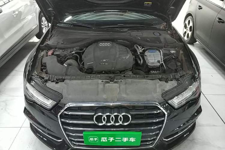 Used Audi A6L 2018 30th Anniversary Edition 35 TFSI Fashion Model Engine Bay