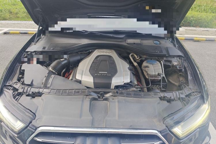 Used Audi A6L 2018 30th Anniversary Edition 45 TFSI quattro Sport model Engine Bay