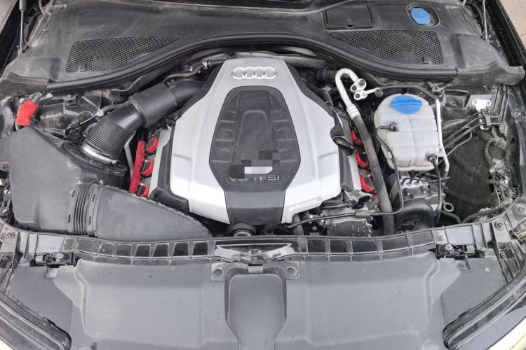Used Audi A6L 2018 30th Anniversary Edition 45 TFSI quattro Sport model Engine Bay
