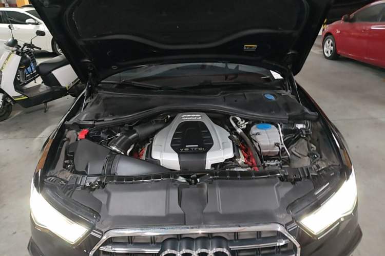 Used Audi A6L 2018 30th Anniversary Edition 45 TFSI quattro Sport model Engine Bay