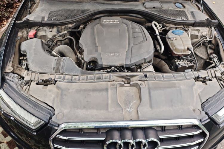 Used Audi A6L 2018 30th Anniversary Edition 35 TFSI Fashion Model Engine Bay