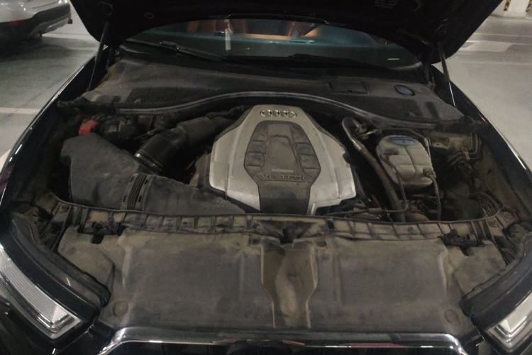 Used Audi A6L 2018 30th Anniversary Edition 45 TFSI quattro Sport model Engine Bay