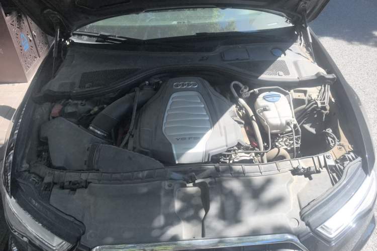 Used Audi A6L 2018 30th Anniversary Edition 30 FSI Style Model Engine Bay