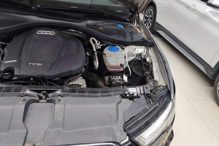 Used Audi A6L 2018 30th Anniversary Edition 35 TFSI Sport Edition Engine Bay Left