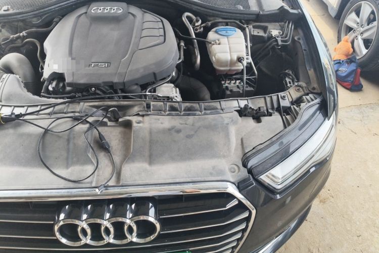 Used Audi A6L 2018 30th Anniversary Edition 35 TFSI Fashion Model Engine Bay Left