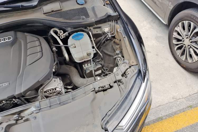 Used Audi A6L 2018 30th Anniversary Edition TFSI Trendy Model Engine Bay Left