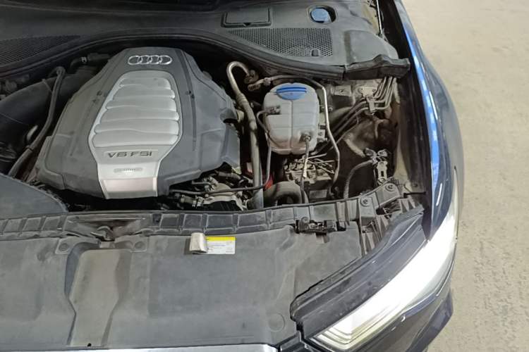 Used Audi A6L  Engine Bay Left