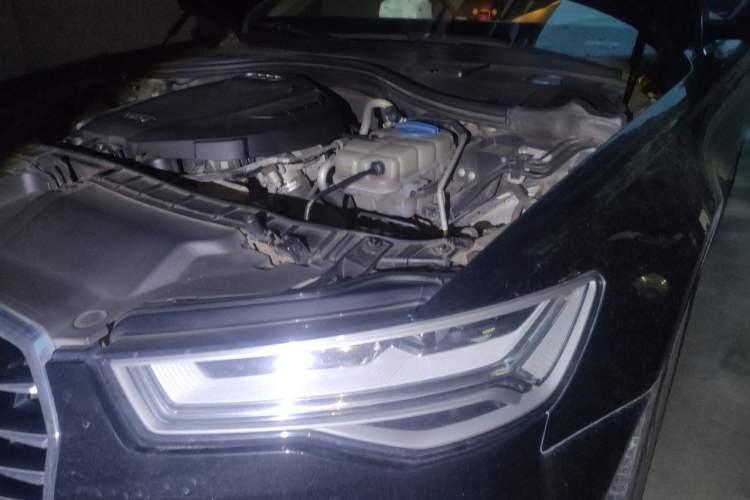 Used Audi A6L 2018 30th Anniversary Edition TFSI Trendy Model Engine Bay Left