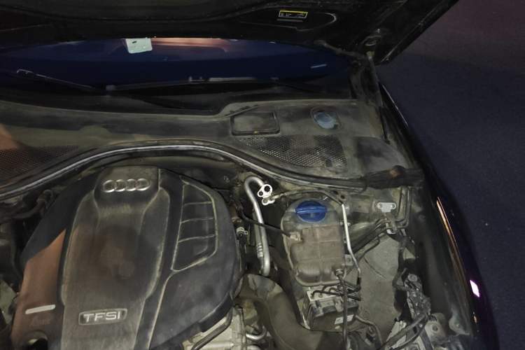 Used Audi A6L 2018 30th Anniversary Edition TFSI Trendy Model Engine Bay Left