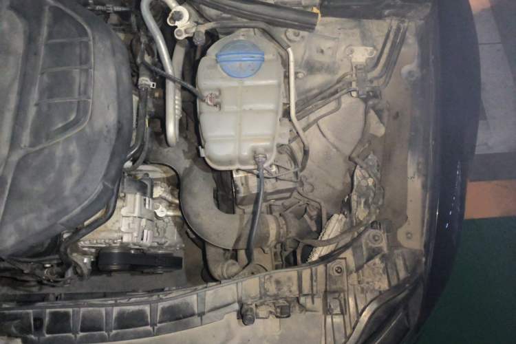 Used Audi A6L 2018 30th Anniversary Edition TFSI Trendy Model Engine Bay Left
