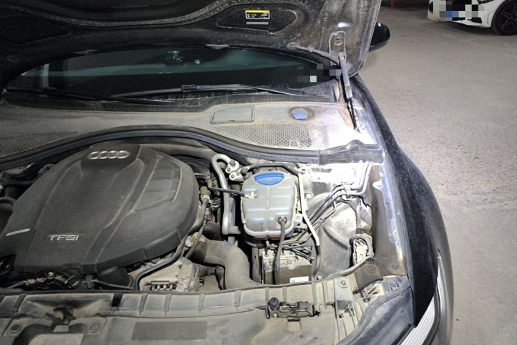 Used Audi A6L 2018 30th Anniversary Edition 35 TFSI Fashion Model Engine Bay Left