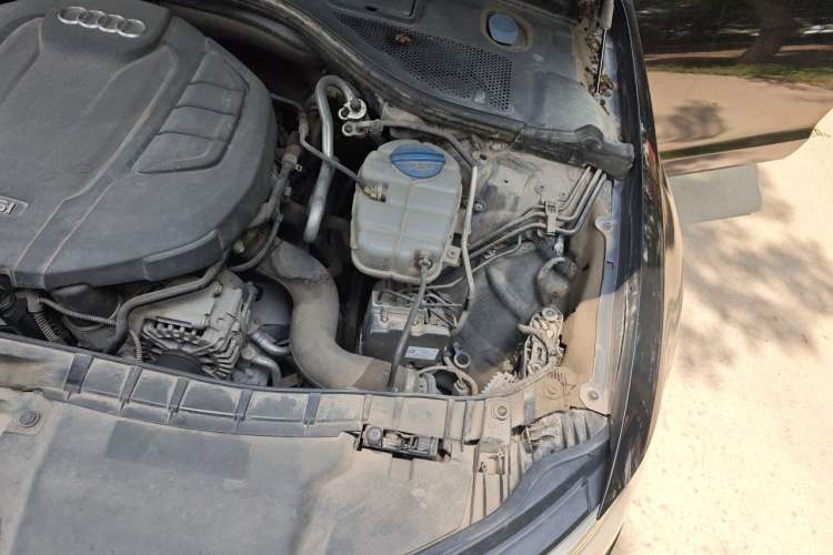 Used Audi A6L 2018 30th Anniversary Edition 35 TFSI Sport Edition Engine Bay Left