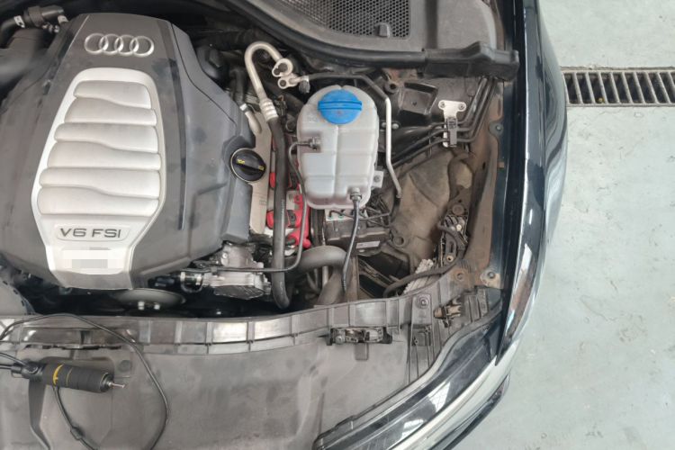 Used Audi A6L 2018 30th Anniversary Edition 30 FSI Style Model Engine Bay Left