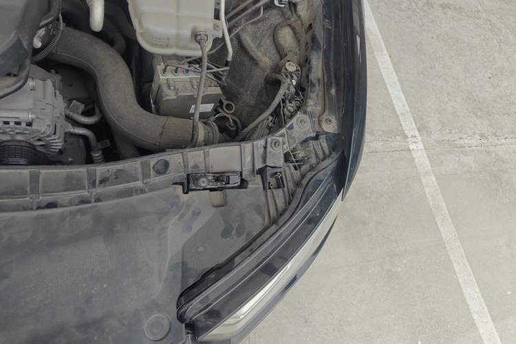Used Audi A6L 2018 35 TFSI Collector's Edition Engine Bay Left