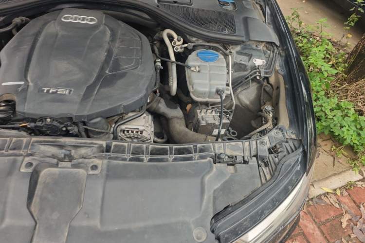 Used Audi A6L 2018 30th Anniversary Edition 35 TFSI Fashion Model Engine Bay Left