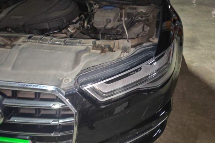 Used Audi A6L 2018 30th Anniversary Edition 35 TFSI Fashion Model Engine Bay Left