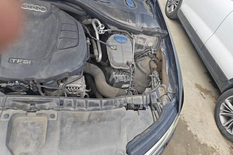 Used Audi A6L 2018 30th Anniversary Edition 35 TFSI Fashion Model Engine Bay Left