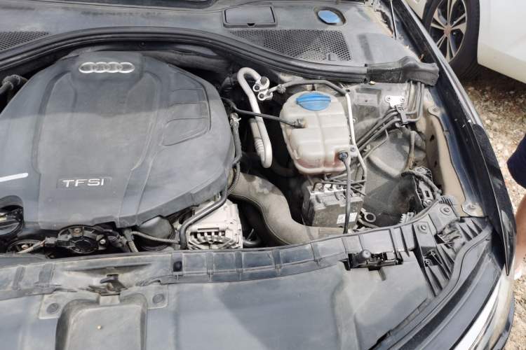 Used Audi A6L 2018 30th Anniversary Edition 35 TFSI Fashion Model Engine Bay Left