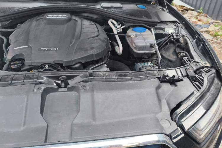 Used Audi A6L 2018 30th Anniversary Edition 35 TFSI Fashion Model Engine Bay Left