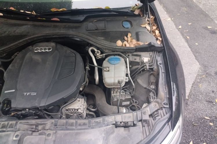 Used Audi A6L 2018 30th Anniversary Edition 35 TFSI Fashion Model Engine Bay Left