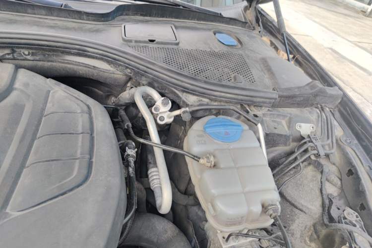 Used Audi A6L 2018 30th Anniversary Edition TFSI Trendy Model Engine Bay Left