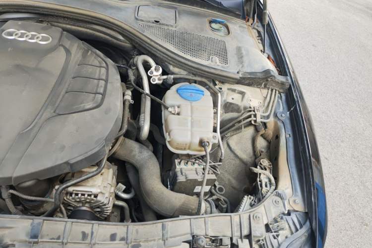 Used Audi A6L 2018 30th Anniversary Edition 35 TFSI Fashion Model Engine Bay Left