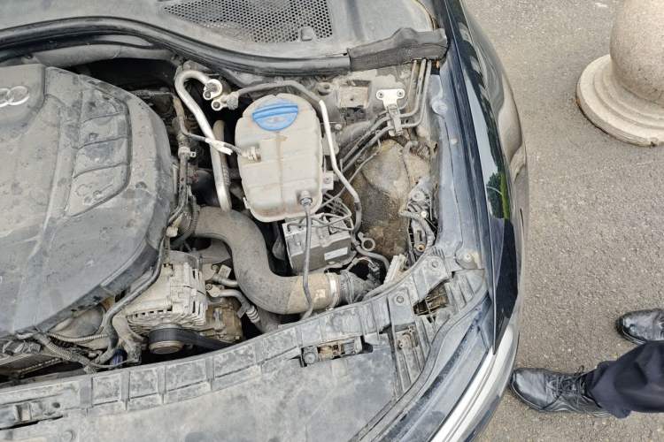 Used Audi A6L 2018 30th Anniversary Edition TFSI Trendy Model Engine Bay Left