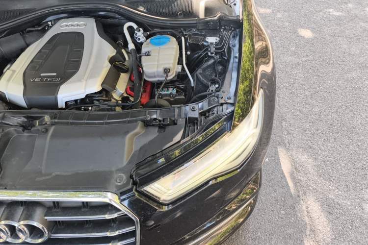 Used Audi A6L 2018 30th Anniversary Edition 45 TFSI quattro Sport model Engine Bay Left