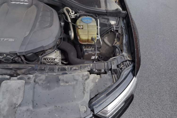 Used Audi A6L 2018 30th Anniversary Edition 35 TFSI Fashion Model Engine Bay Left