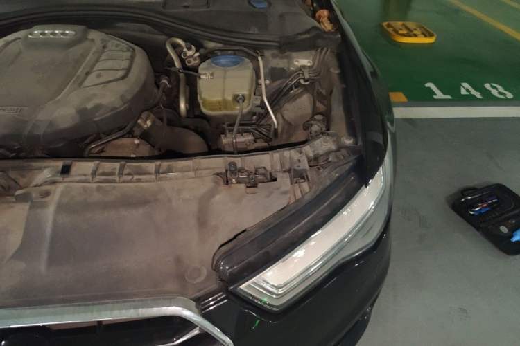 Used Audi A6L 2018 30th Anniversary Edition TFSI Trendy Model Engine Bay Left