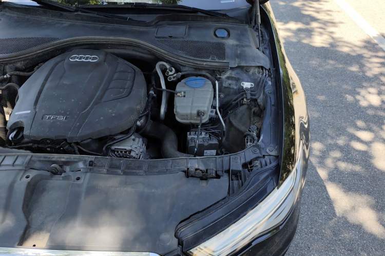 Used Audi A6L 2018 30th Anniversary Edition TFSI Trendy Model Engine Bay Left