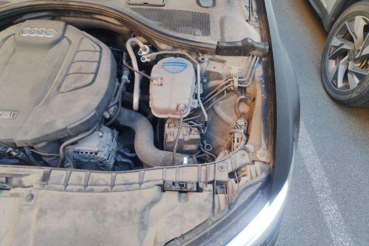Used Audi A6L 2018 30th Anniversary Edition TFSI Trendy Model Engine Bay Left
